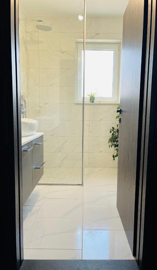 Kia Ora Apartment Трогір Екстер'єр фото